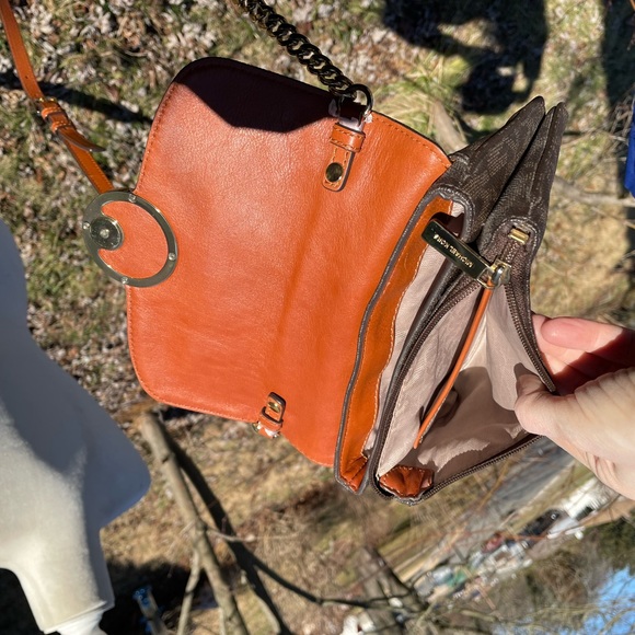 Michael Kors Monogram Crossbody Chain - Picture 14 of 14